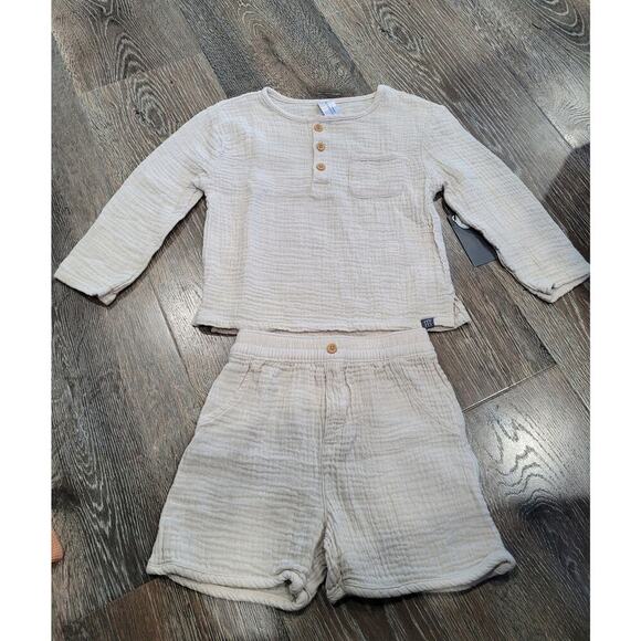 Modern Moments Muslin Long Sleeve and Shorts Set size 24 Months #6 - Picture 1 of 3